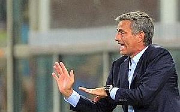 Заплата от 10 милиона лири на година чака Моуриньо в Сити