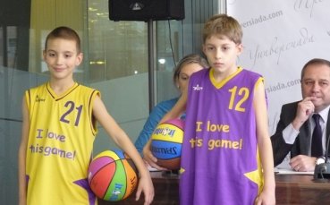 Над 300 деца се включват в Коледния турнир на Левски