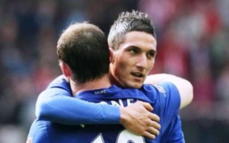 Болоня поиска Македа от Юнайтед