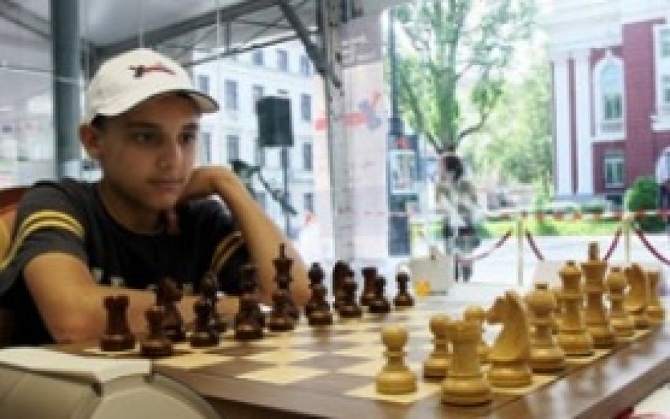 Шахматният Бербо блестящ на втори пореден турнир в Испания