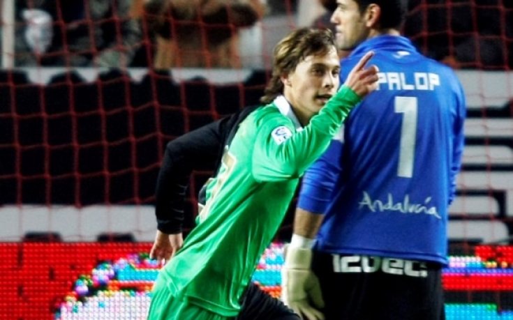 Реал започна преговори с Расинг за Каналес