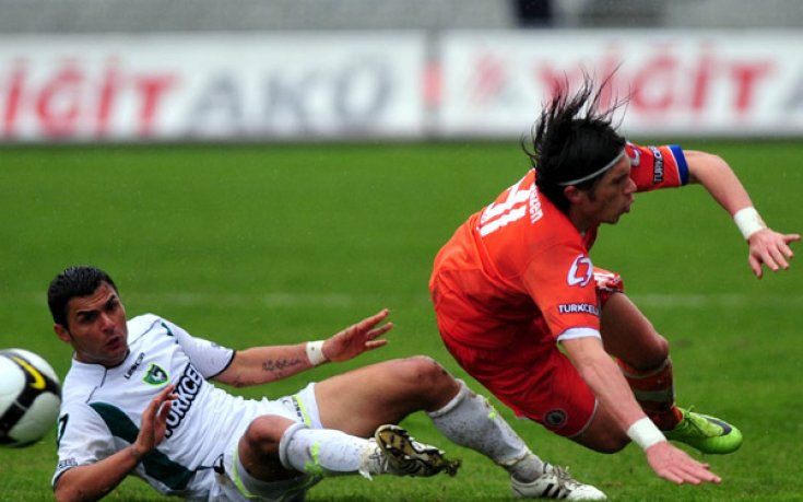 Емил Ангелов загуби от Галатасарай