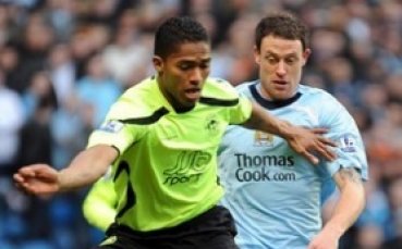 Уейн Бридж се завръща в игра