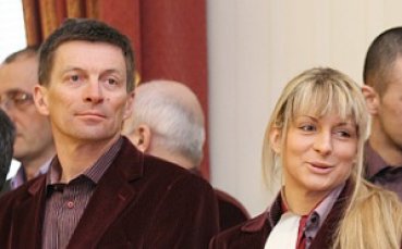 Виктор Жеков прави бордовете на Сани над 4 часа