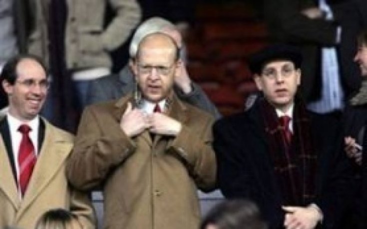 Банкер изкушава Глейзър с 1 милиард лири за Юнайтед