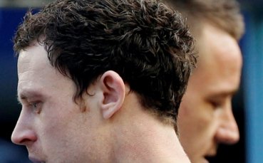 Националите на Англия подкрепят Бридж, пращат си SMS-и против Тери