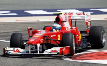 Ферарито на Алонсо най-бързо в Бахрейн, Шуми - 4-и