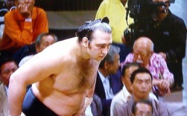 Четвърти успех за Котоошу в Осака