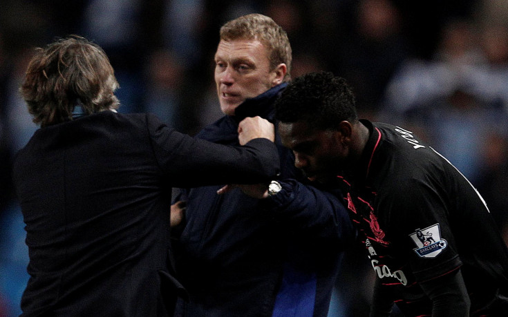 СНИМКИ: Шокираща размяна на тупаници между мениджъри във Висшата лига