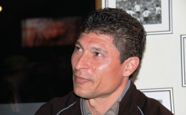 Балъков празнува 44-я си рожден ден на резервната скамейка
