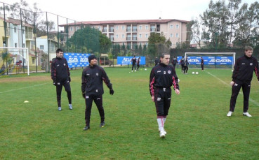 След загубата с 0:10, Локо София би с 5:0 при дублите
