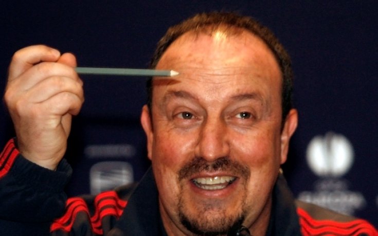 Бенитес призна, че е говорил с Торес за поведението му на терена