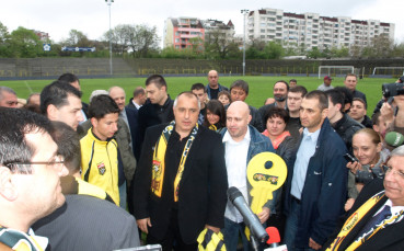 Бойко даде стадиона и пожела титла на Ботев