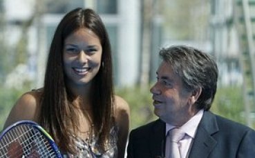 Сръбска свада, майката на Янкович нападна Ана Иванович