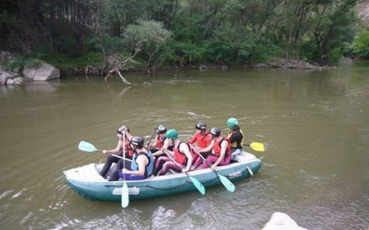 Правят нощен рафтинг в Кресненското дефиле