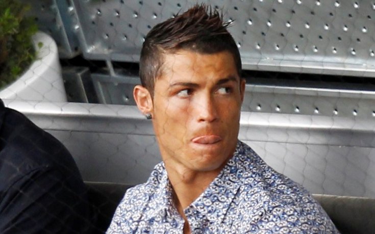 Играч на Ман Юн си „подпалил” пакета, опитвал да се депилира