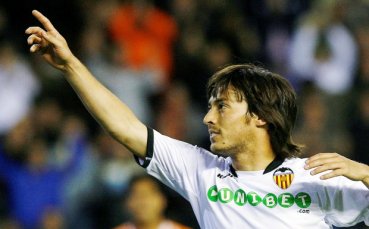 Сити иска Давид Силва за заместник на Мартин Петров