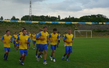 Волов става Шумен-Макак и започва от В група