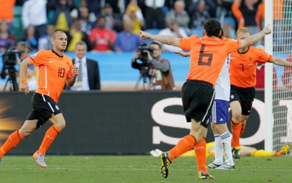 ВИДЕО: Холандия гледа към осминафиналите