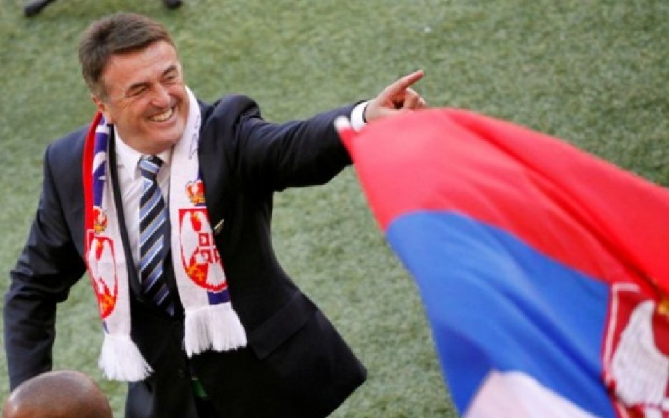 Радомир Антич иска да остане начело на Сърбия