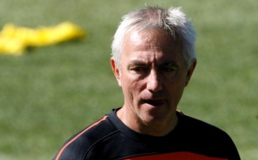 Ван Марвайк събра отбора след разправията между Ван Перси и Снайдер