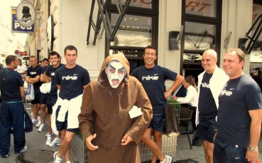 СНИМКИ: Левскарите на кафе и шопинг терапия във Виена