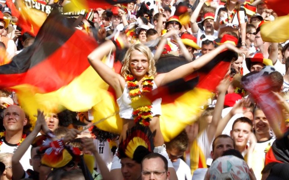 Близо 28 милиона немци са гледали Германия - Аржентина