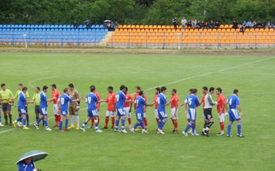 ЦСКА се съобрази с УЕФА и се моли за хладно време