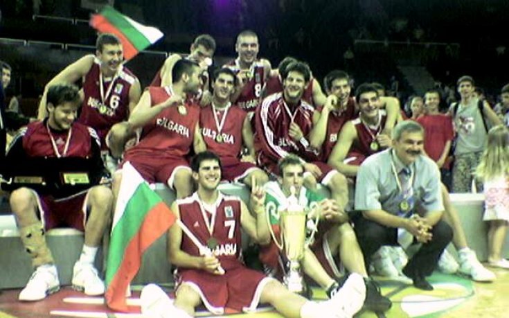 През погледа на капитана: Пет години по-късно, младежите отново в битка за елита