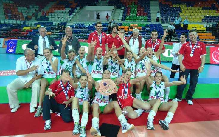 България игра финал, но взе сребърните медали след 1:3 срещу Сърбия
