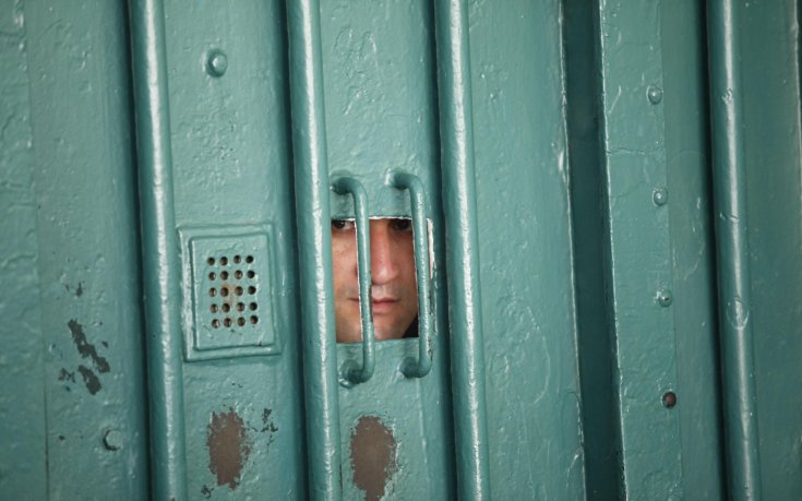 Осъдиха английски футболист на 25 години зад решетките