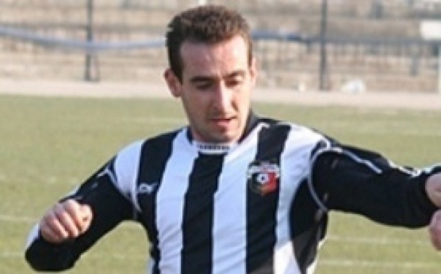 Опитният защитник Петър Кюмюрджиев напусна малтийския си отбор Керчем Аякс