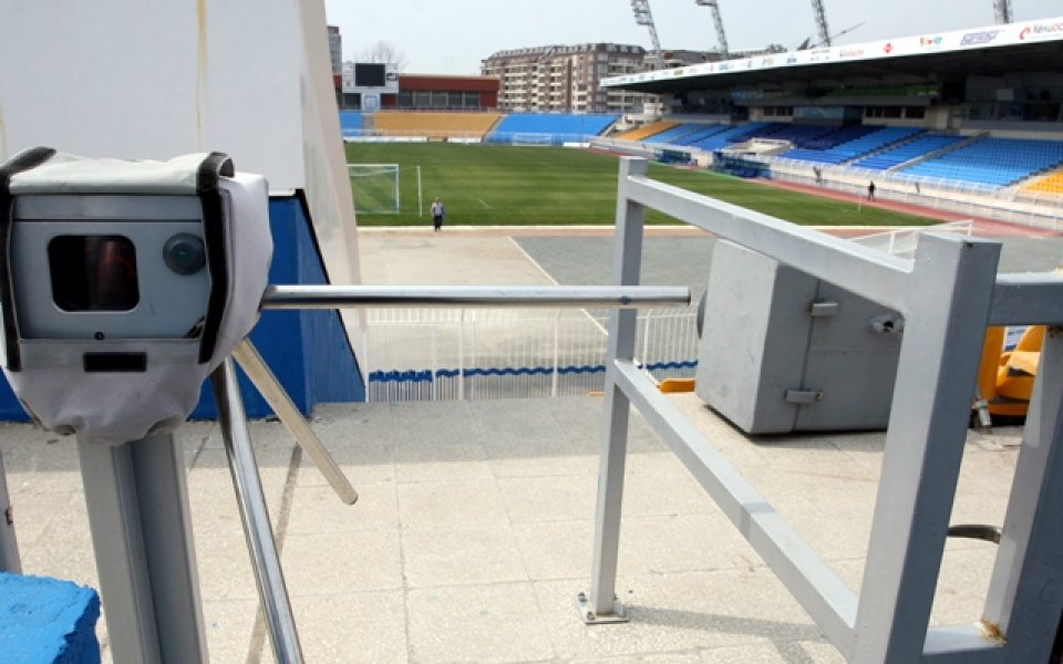 Интересът към мача на „акулите” с Левски расте лавинообразно