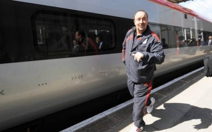 Рафа Бенитес: Ще спечеля повече от Моуриньо