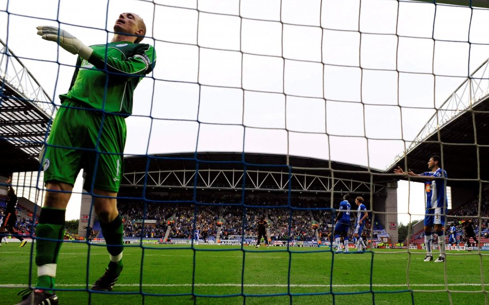 Какви са тези шестици в Англия?