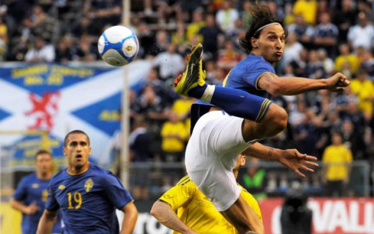 Ибрахимович с единия крак в Милан?