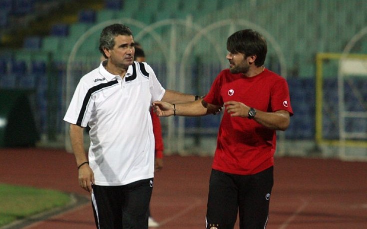 Телефонна връзка в ЦСКА „София-Рексъм” по време на мача