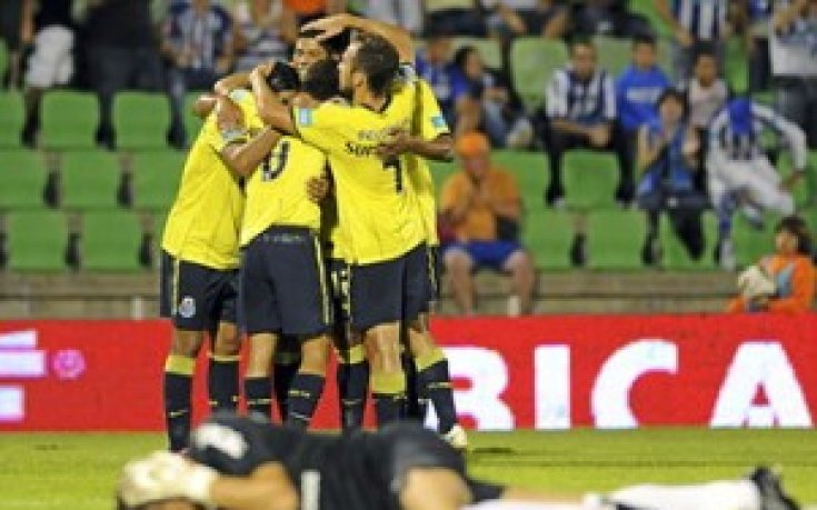 Порто преотстъпи Коста и Коща