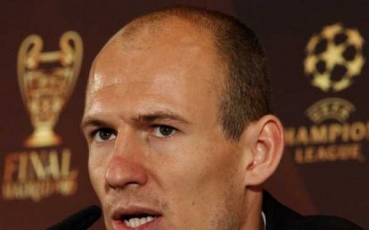 Холандската федерация ще компенсира Байерн за контузията на Робен