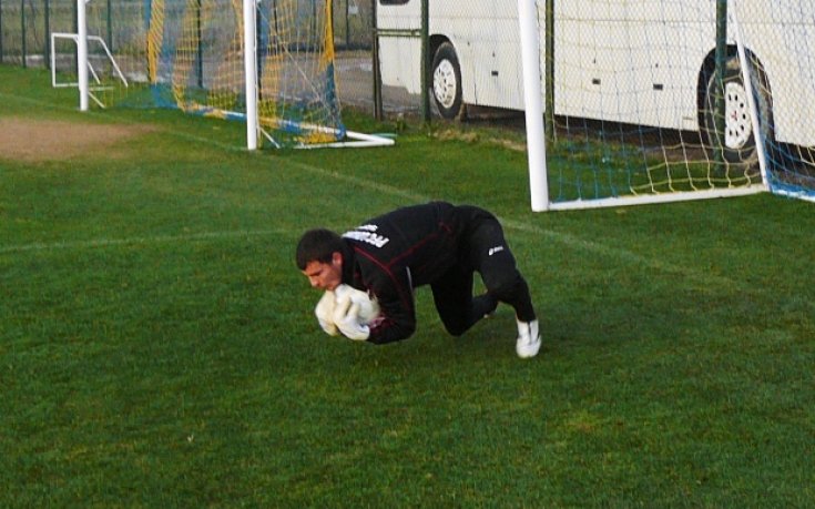 Вратарят Галев готов да играе за Локо Сф след 7 месеца отсъствие