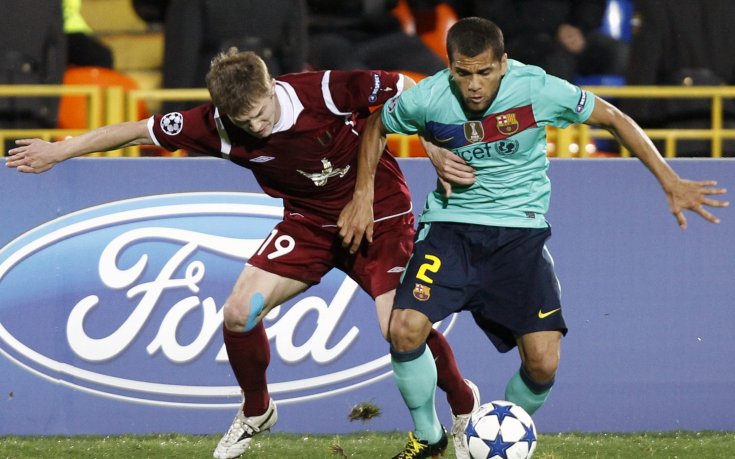 Барселона с нова оферта за Даниел Алвеш