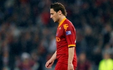 Обвиниха Тоти, че той решавал кой да е треньор на Рома