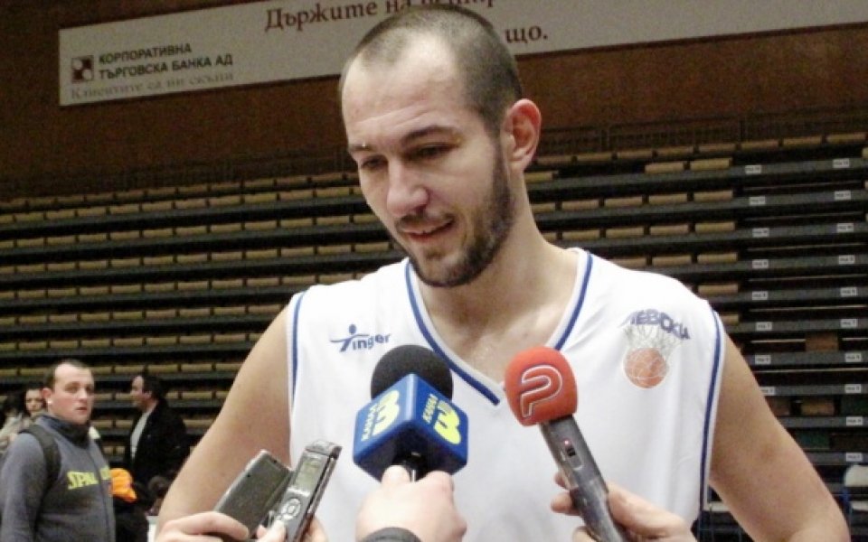 Капитанът на сините Стефан Георгиев: Най-важно е, че започнахме с победа
