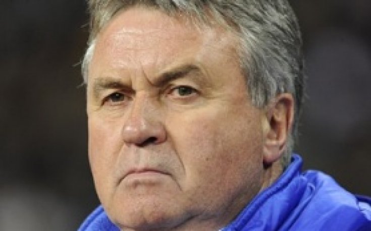 Хидинк май ще дава обяснения в турския парламент