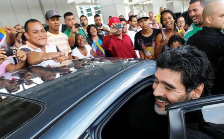 Пеле: Марадона е страхотен футболист, но не е добър пример за подражание