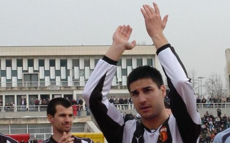 Кирил Котев ще играе в Локо Пд до края на сезона