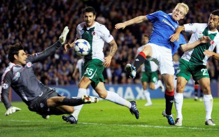 Иванков напусна контузен при успех на Бурса