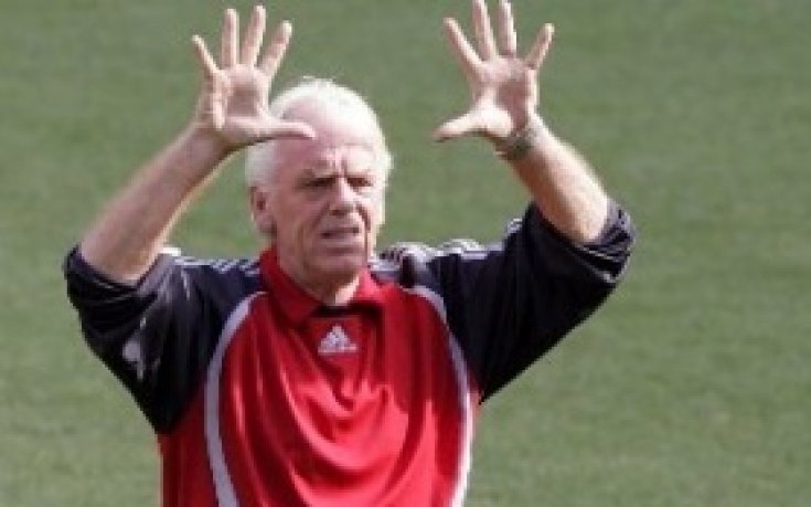 Фейенорд остави на работа треньора Марио Беен