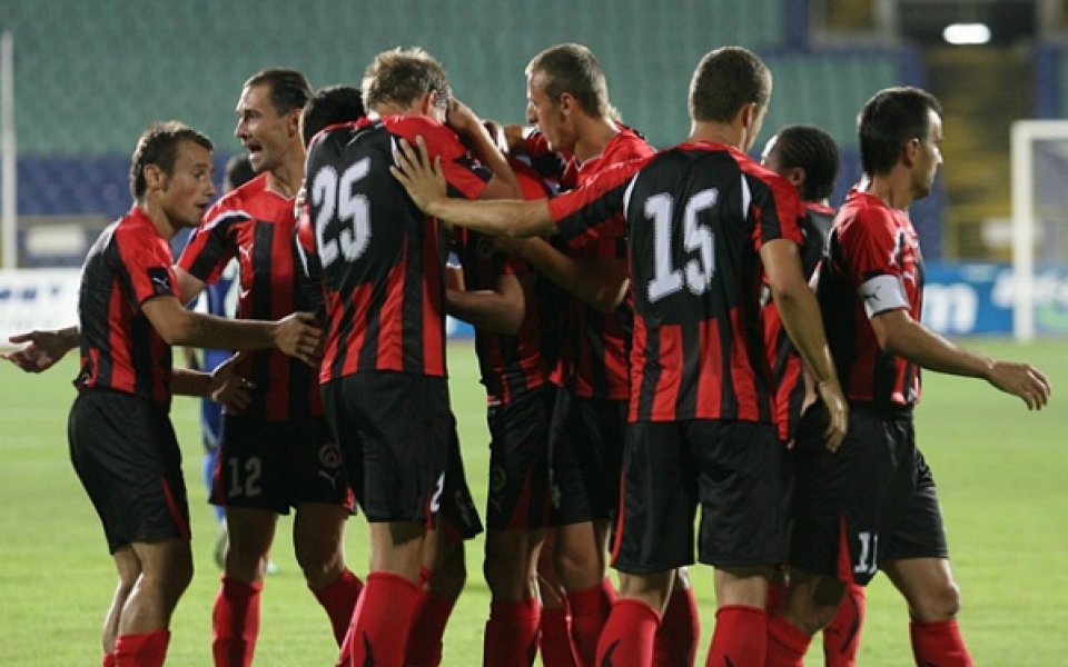 Дъжд прати Локо Сф в балон