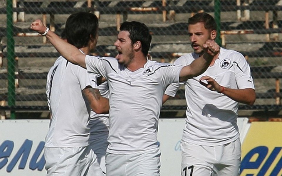 Славия с най-доброто срещу Левски